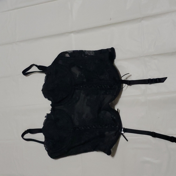 Victoria's Secret Black Lace Bustier - Picture 1 of 10